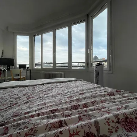 Parisian With A View Apartment *